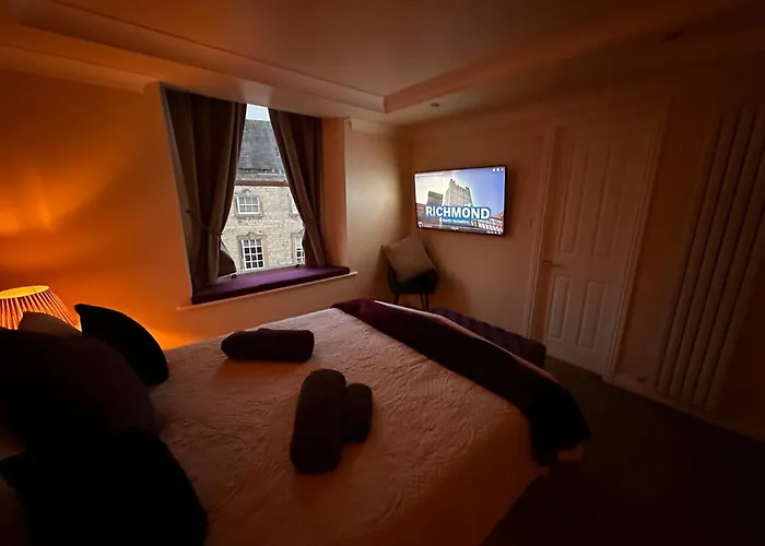 Apartment Church View 2 Large En Bedrooms With King Size Beds & Smart Tv *